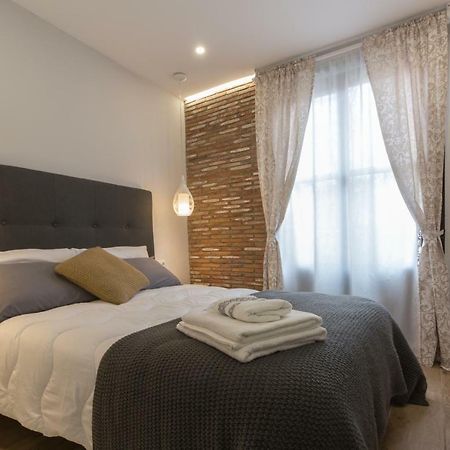 Apartamento con vistas a la catedral Logroño Exterior foto
