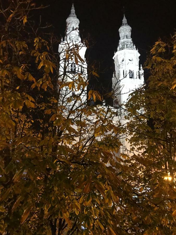 Apartamento con vistas a la catedral Logroño Exterior foto